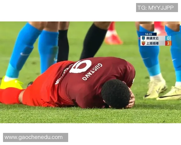 欧联杯热刺逆转里昂红牌事件引发全场热议与争议