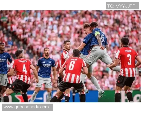 国王杯巴萨与那不勒斯激战成平局乌龙球瞬间引发全场热议